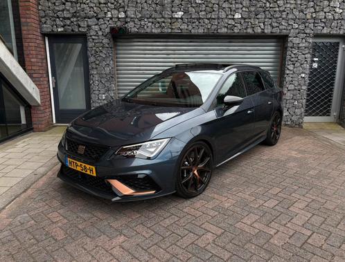 Seat Leon Cupra R 300 4Drive DSG7 2020 Pano/Carbon/Beats/ACC, Auto's, Seat, Particulier, Leon, 4x4, ABS, Achteruitrijcamera, Adaptieve lichten