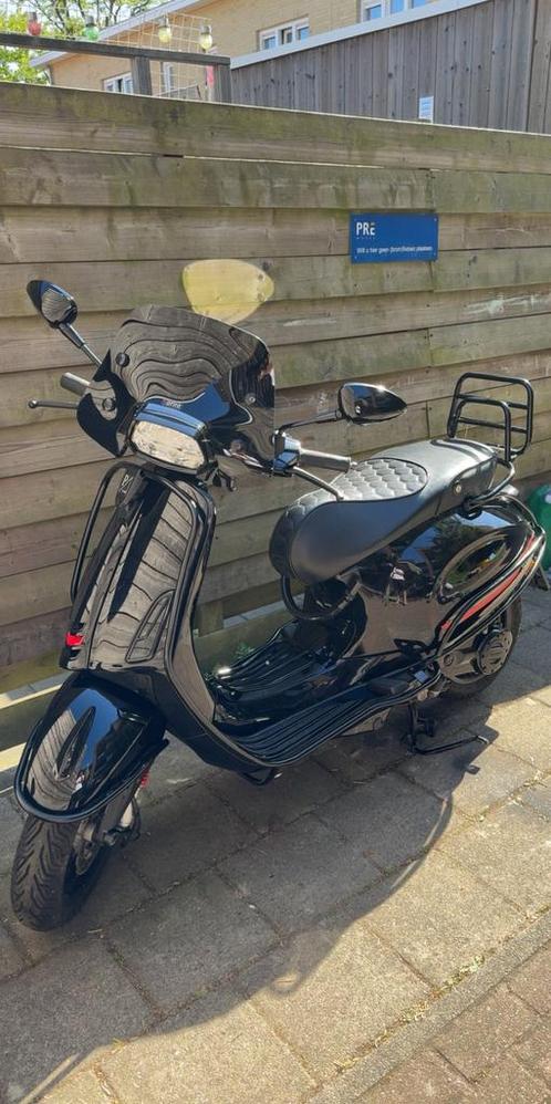 Vespa Sprint 2021, Fietsen en Brommers, Scooters | Vespa, Zo goed als nieuw, Overige modellen, Maximaal 45 km/u, Benzine, Ophalen