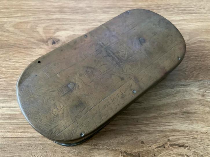 18e eeuws koperen tabaksdoos met handgravure., Antiek en Kunst, Antiek | Koper en Brons, Koper, Ophalen of Verzenden