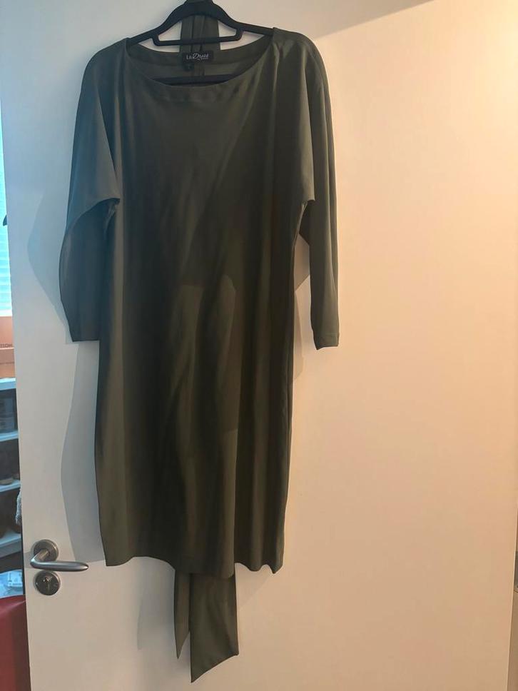 Groene jurk van Ladress - Maat M (L), Kleding | Dames, Jurken, Gedragen, Maat 38/40 (M), Groen, Boven de knie, Verzenden