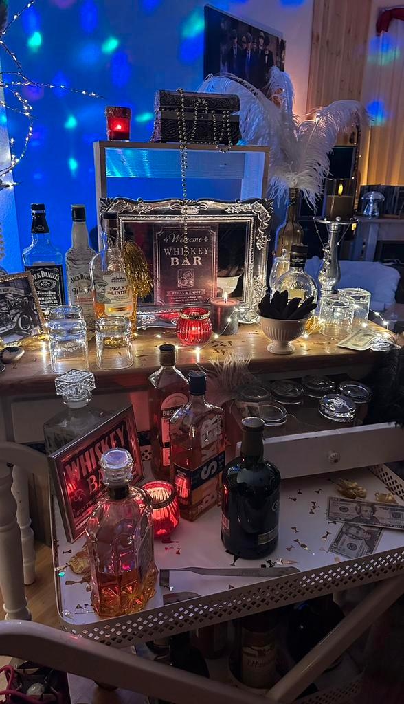 Peaky blinders feest.gatsby. Jaren 20, Hobby en Vrije tijd, Modelbouw | Figuren en Diorama's, Zo goed als nieuw, 1:50 of kleiner