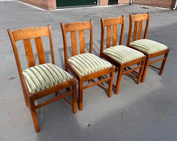 Set van 4 houten eetkamerstoelen – groen velours beschikbaar voor biedingen