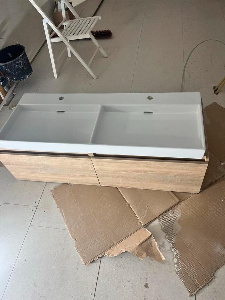 Dubbele wastafel, Huis en Inrichting, Badkamer | Badkamermeubels, Zo goed als nieuw, Wasbak of Wastafel, Minder dan 100 cm, 100 tot 150 cm