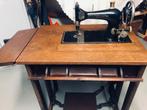meubel  Trapnaaimachine  1937, Huis en Inrichting, Ophalen, Gebruikt, Bruin, Oud en orgineel