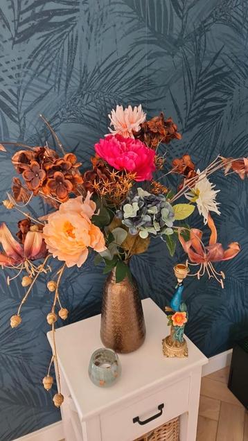 Kunstbloemen boeket incl vaas beschikbaar voor biedingen