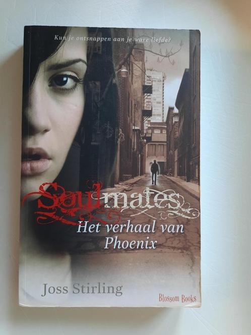 Joss Stirling - Soulmates - Het verhaal van Phoenix, Boeken, Kinderboeken | Jeugd | 13 jaar en ouder, Zo goed als nieuw, Ophalen of Verzenden