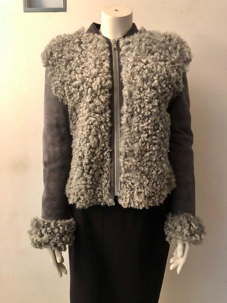 MM6 Martin Margiela lammy coat mt 36 kleur grijs reversible , Kleding | Dames, Jassen | Winter, Zo goed als nieuw, Maat 36 (S)
