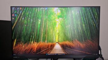 Samsung 32" G70B Gaming Monitor - 1 jaar oud met garantie beschikbaar voor biedingen