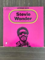 Stevie Wonder - Looking Back - Vinyl LP, 1960 tot 1980, Gebruikt, Ophalen of Verzenden, 12 inch