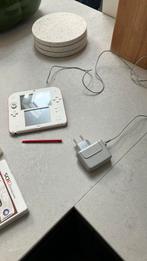 Nintendo DS inclusief spellen, pen en lader, Spelcomputers en Games, Spelcomputers | Nintendo DS, Met games, Wit, Ophalen of Verzenden