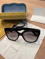 Gucci zonnebril ZGAN zwart, Ophalen of Verzenden, Zonnebril, Zo goed als nieuw, Zwart