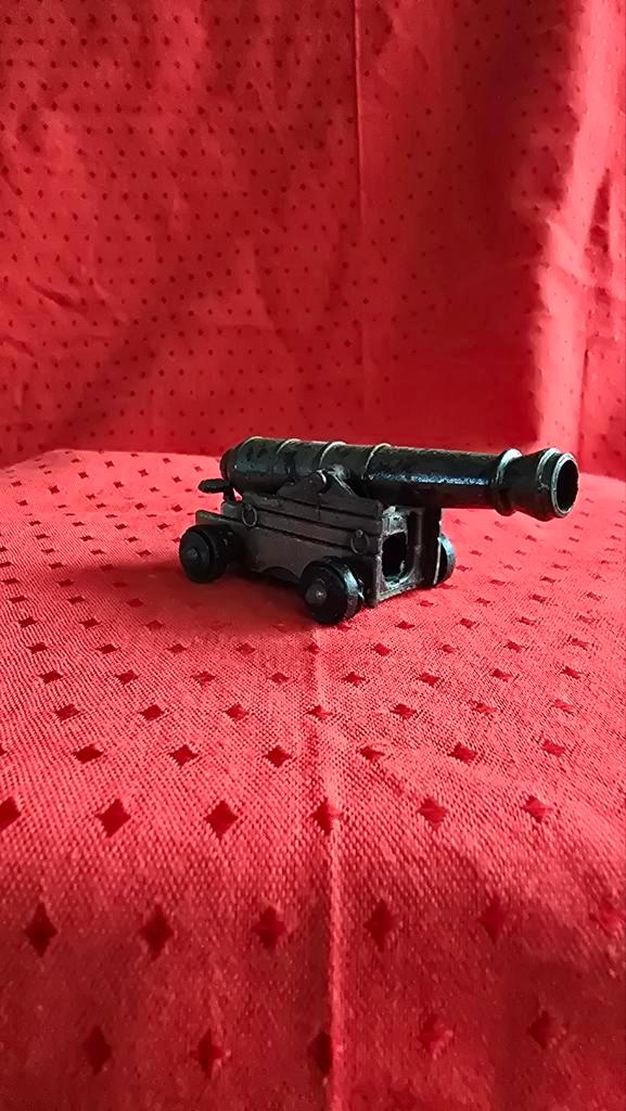 Miniatuur Middeleeuws Kanon Puntenslijper, Verzamelen, Retro, Ophalen of Verzenden
