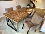 Houten eettafel (bilzen) met glazen blad en metalen frame, Huis en Inrichting, Ophalen, 100 tot 150 cm, Zo goed als nieuw, 150 tot 200 cm