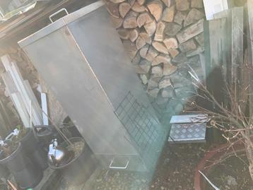 Rvs palling rookkast beschikbaar voor biedingen