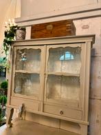 Landelijke oude brocante vitrine servies keuken buffet kast, Antiek en Kunst, Ophalen