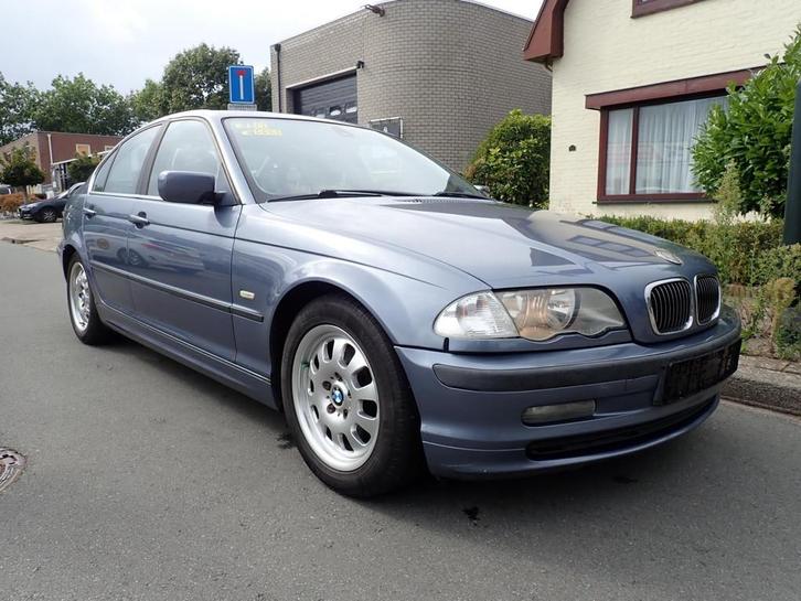 BMW 3-serie 323i Executive, Auto's, BMW, Bedrijf, Te koop, 3-Serie, ABS, Airbags, Airconditioning, Alarm, Boordcomputer, Centrale vergrendeling