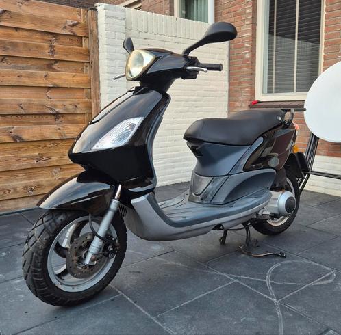 Piaggio fly 125cc a1, Fietsen en Brommers, Scooters | Piaggio, Ophalen of Verzenden