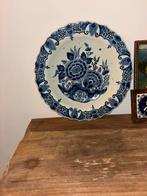 Delfts blauw bord - M. Dirkzwager Az. Wed. J. Floryn & Co., Antiek en Kunst, Antiek | Wandborden en Tegels, Ophalen of Verzenden
