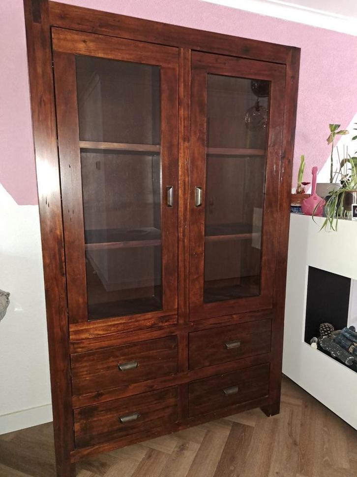 Mooie acaciahouten vitrinekast met lades, Huis en Inrichting, Kasten | Vitrinekasten, Zo goed als nieuw, 200 cm of meer, 100 tot 150 cm