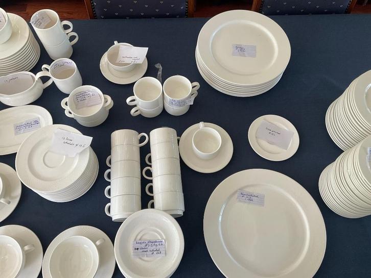 Villeroy&Boch TIPO/EASY WEISS, Huis en Inrichting, Keuken | Servies, Kop(pen) en/of Schotel(s), Overige stijlen, Porselein, Ophalen of Verzenden