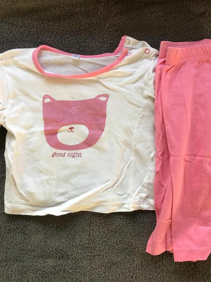 2-delige pyjama maat 80, Kinderen en Baby's, Babykleding | Maat 80, Gebruikt, Meisje, Nacht- of Onderkleding, Ophalen of Verzenden