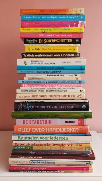 Nóg meer boeken te koop  beschikbaar voor biedingen