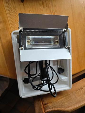 Gratis Film Light beschikbaar voor biedingen
