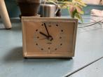 Vintage elektrische wekker - Wigo, Ophalen of Verzenden, Gebruikt, Analoog