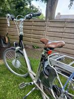 fiets is niet elektrisch meer wel met 8 versnellingen., Fietsen en Brommers, Elektrische fietsen, Ophalen, Gebruikt