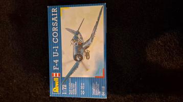 Revell F-4 U-1 Corsair schaal 1:72 beschikbaar voor biedingen