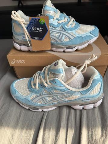 Asics Sneakers - Nieuw! beschikbaar voor biedingen