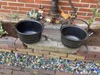 2 gietijzeren ketels met hengsel, Ophalen of Verzenden, Zo goed als nieuw