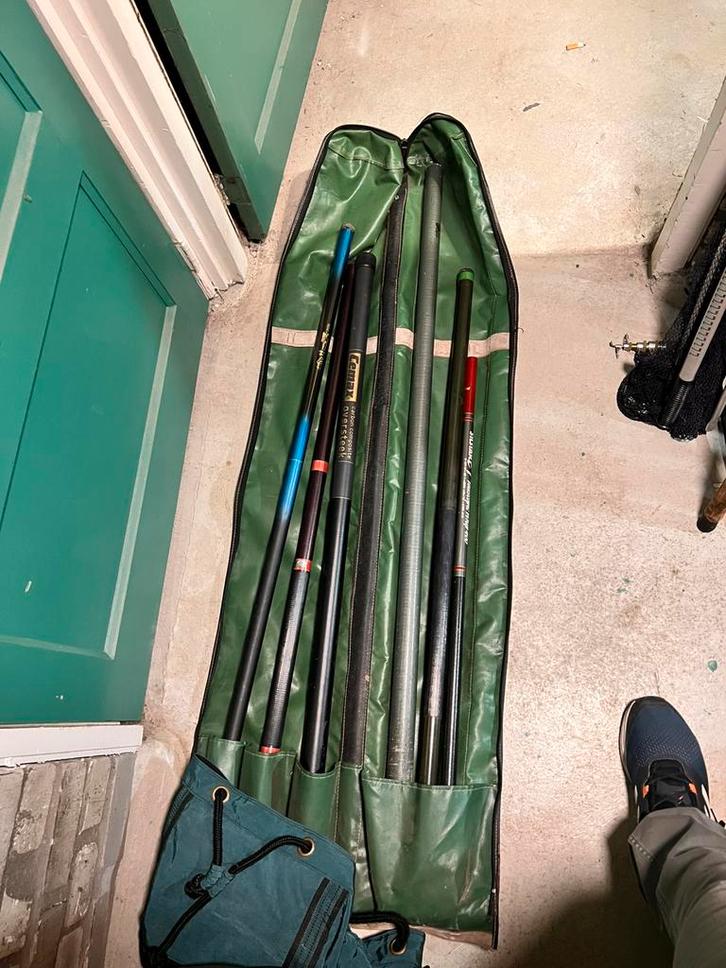 Grote vispartij te koop – 25 hengels, 12 molens, netten, Watersport en Boten, Hengelsport | Algemeen, Gebruikt, Ophalen of Verzenden