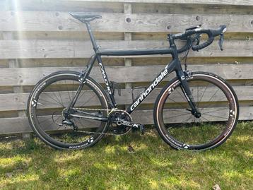 Bontrager Aura 5 carbon wielen beschikbaar voor biedingen