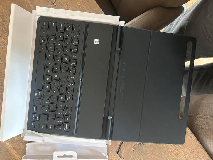 Samsunghoes met toetsenbord. Galaxy tab s7/8, Computers en Software, Tablet-hoezen, Nieuw, Bescherming voor- en achterkant, 10 inch