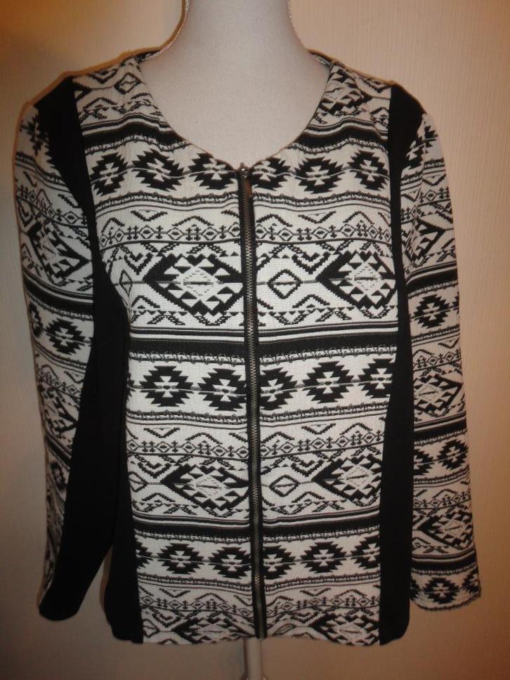 vest/jasje maat 54 valt als XL oksel tot oksel 63 cm-etam, Kleding | Dames, Jasjes, Kostuums en Pakken, Zo goed als nieuw, Jasje