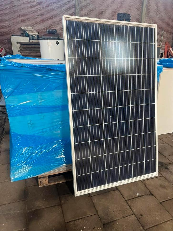 Partij gebruikte zonnepanelen Winaico 285Wp + SMA omvormers, Doe-het-zelf en Verbouw, Zonnepanelen en Toebehoren, Zo goed als nieuw