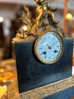Antieke pendule marmer en brons, 26 cm breed, Ophalen of Verzenden