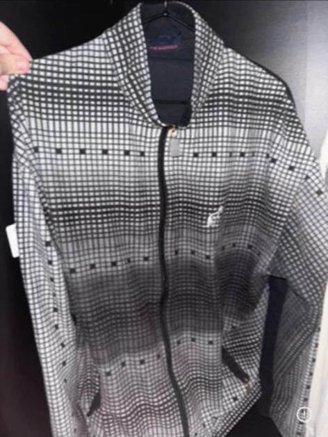 Australian Terinda jacket (Size 52), Kleding | Heren, Sportkleding, Zo goed als nieuw, Racketsport, Maat 52/54 (L), Zwart, Ophalen of Verzenden