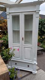 Hoekkast wit krijtverf brocante look MOET WEG, Antiek en Kunst, Curiosa en Brocante, Ophalen