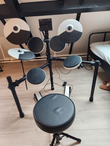 Roland TD-02K V-Drums - Zo goed als nieuw! beschikbaar voor biedingen