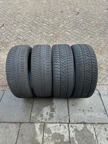 235 55 19 Winterbanden !!! beschikbaar voor biedingen