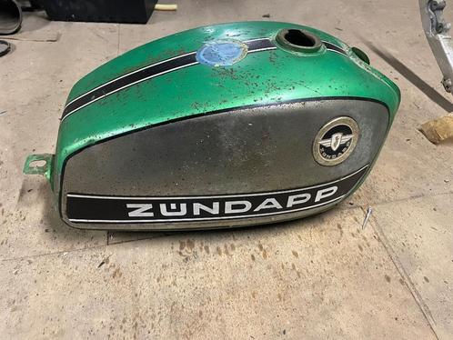 Zundapp 529 Tank groen, Fietsen en Brommers, Brommeronderdelen | Zundapp, Tank, Ophalen of Verzenden
