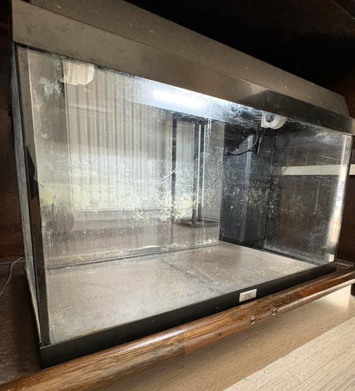 Prima Juwel-aquarium 60x30x30+ledverlichting en toebehoren!, Dieren en Toebehoren, Vissen | Aquaria en Toebehoren, Zo goed als nieuw