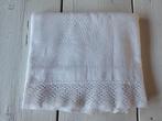 Mooi, brocante laken met kant - decoratief, Ophalen of Verzenden