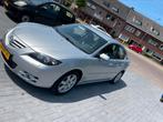Mazda 3 2.0 Sedan 2004 Grijs /airco/cruise/electrische ramen, 4 cilinders, Origineel Nederlands, Handgeschakeld, Particulier