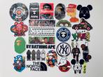 Stickers hypebeast Bape Kaws New York Yankees Kaws Supreme, Ophalen of Verzenden, Nieuw, Meerdere stickers