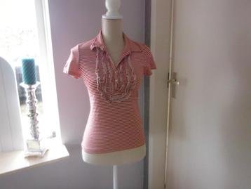 Mooi rood/creme gestreept shirtje met ruches, Zoi, mt M beschikbaar voor biedingen
