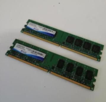  2 x A data RAM Geheugen ( 2 GB / DDR 2 ) beschikbaar voor biedingen