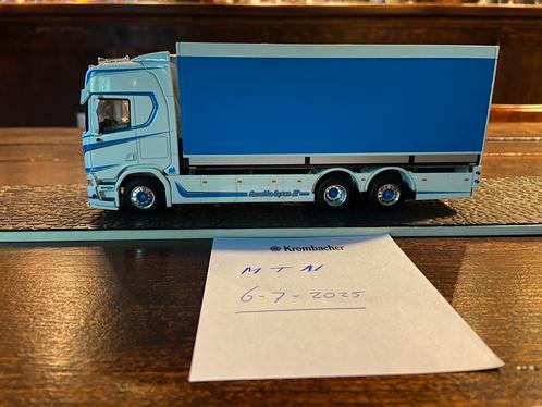 WSI FAMILY TRADITION, Hobby en Vrije tijd, Modelauto's | 1:50, Zo goed als nieuw, Bus of Vrachtwagen, Wsi, Ophalen of Verzenden